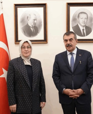 AKYOL’DAN BAKAN TEKİN’E EĞİTİM YATIRIMLARI ÇIKARMASI: YALOVA’YA YENİ OKULLAR GELİYOR