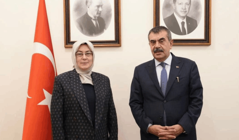 AKYOL’DAN BAKAN TEKİN’E EĞİTİM YATIRIMLARI ÇIKARMASI: YALOVA’YA YENİ OKULLAR GELİYOR