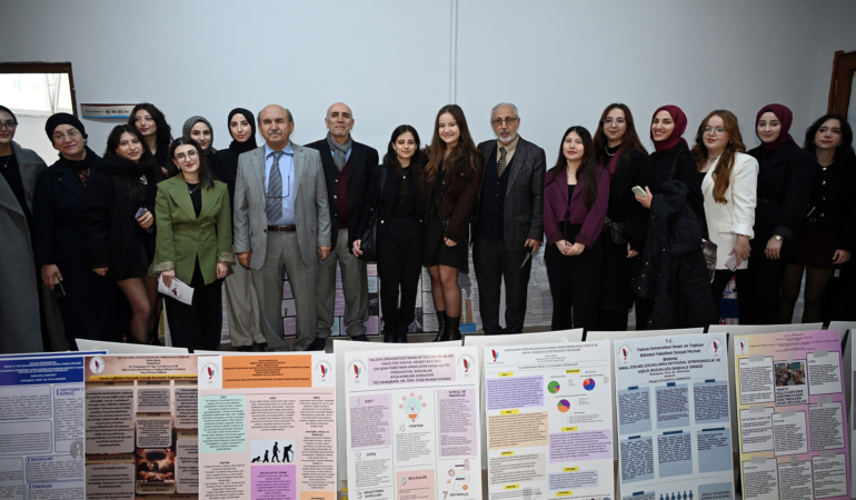 YALOVA BELEDİYESİ’NDEN ÖĞRENCİLERİN BİLİM ŞENLİĞİNE SICAK DESTEK