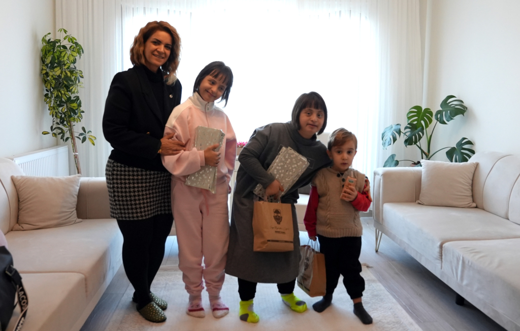 YALOVA BELEDİYESİ’NDEN ÖZEL BİREYLERE ANLAMLI ZİYARET