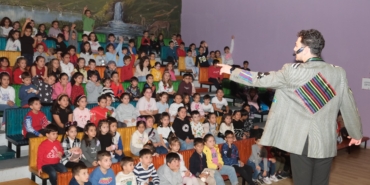 Yalova Belediyesi’nden Çocuklara Yatırım: 2025’te Binlerce Çocuğa Ulaşan Projeler Hayata Geçirildi