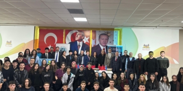 YALOVA ÜNİVERSİTESİ’NDE KIRIM AHALİ CUMHURİYETİ’NİN 108. YILI ANILDI