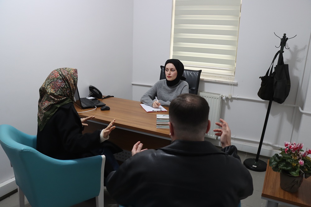 PSİKOLOJİK DANIŞMANLIK HİZMETLERİ DEVAM EDİYOR