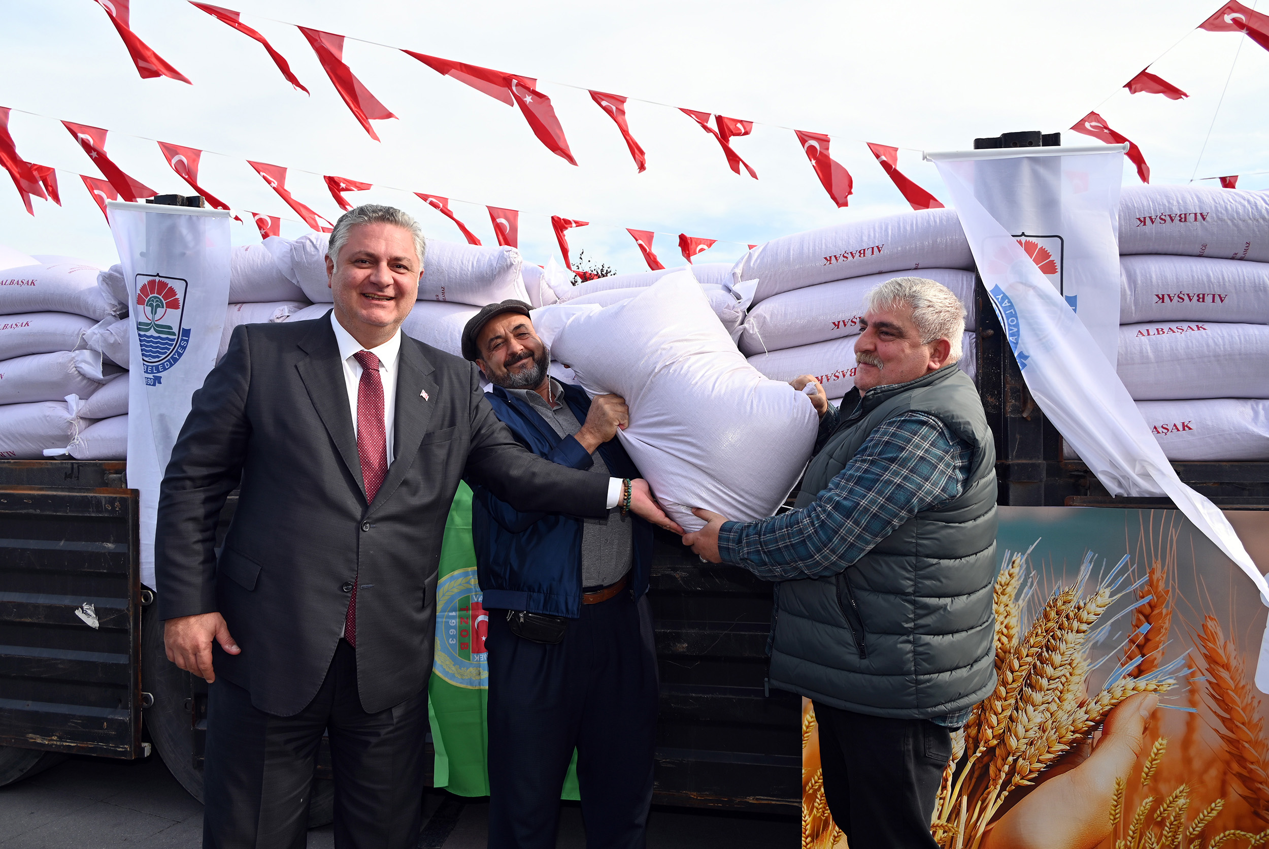 Yalova Belediyesi 2025’te Tarımsal Üretime Stratejik Destekle Damga Vurdu 5 Yalova Belediyesi 2025’te Tarımsal Üretime Stratejik Destekle Damga Vurdu