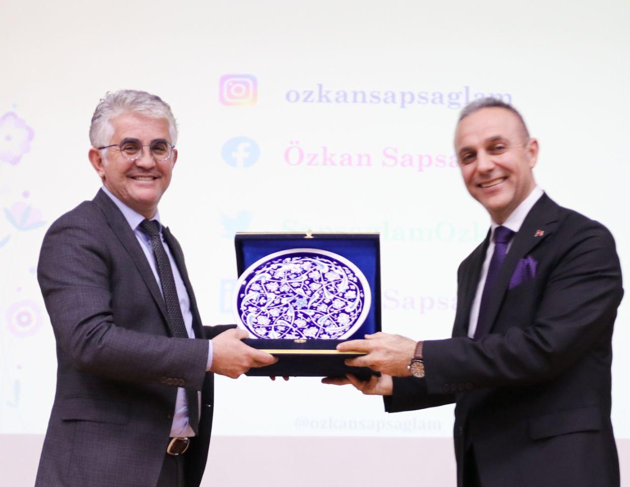 Yönetici Akademisi’nin İkinci Buluşması Gerçekleşti 5 Yönetici Akademisi’nin İkinci Buluşması Gerçekleşti