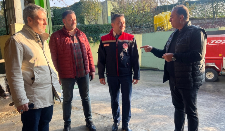 Tarım Müdürü İlmeç’ten Güleç Kardeşler Besi Çiftliği’ne Örnek Ziyaret