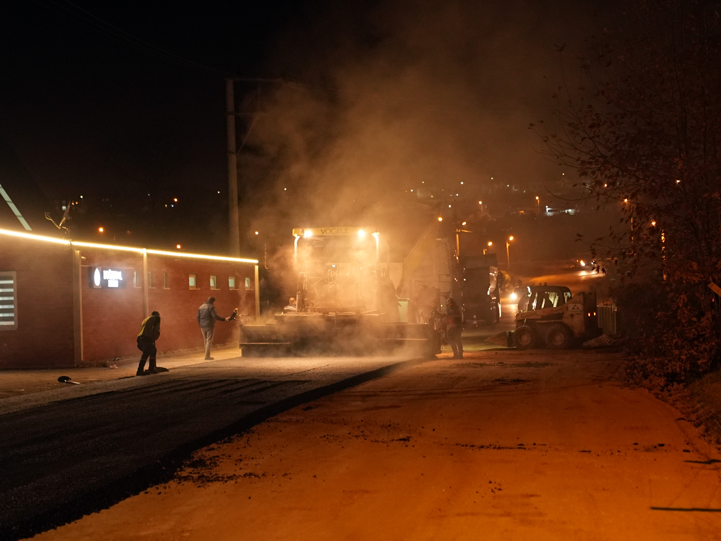 EKİPLERDEN GECE MESAİSİ MKP’DE ÇALIŞMALAR ARALIKSIZ SÜRÜYOR