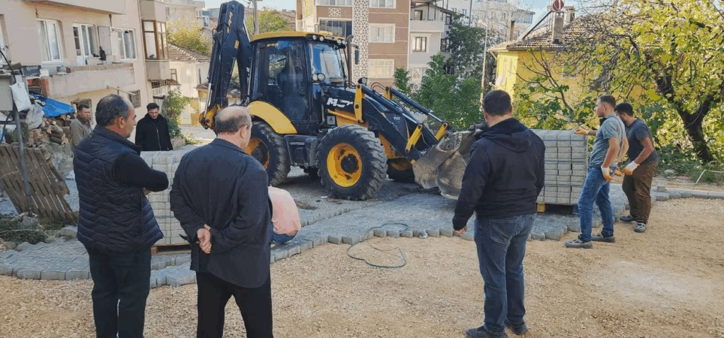 Liman Mahallesi Çimen Sokak’ta Parke Seferberliği: Esenköy Belediyesi Çalışmaları Hızlandırdı