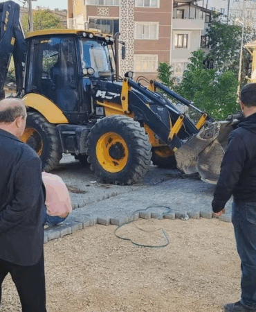 Liman Mahallesi Çimen Sokak’ta Parke Seferberliği: Esenköy Belediyesi Çalışmaları Hızlandırdı
