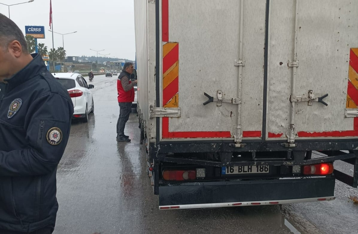 ŞAP HASTALIĞIYLA MÜCADELEDE DENETİMLER SÜRÜYOR: YOL KONTROLLERİNDEN KAÇIŞ YOK