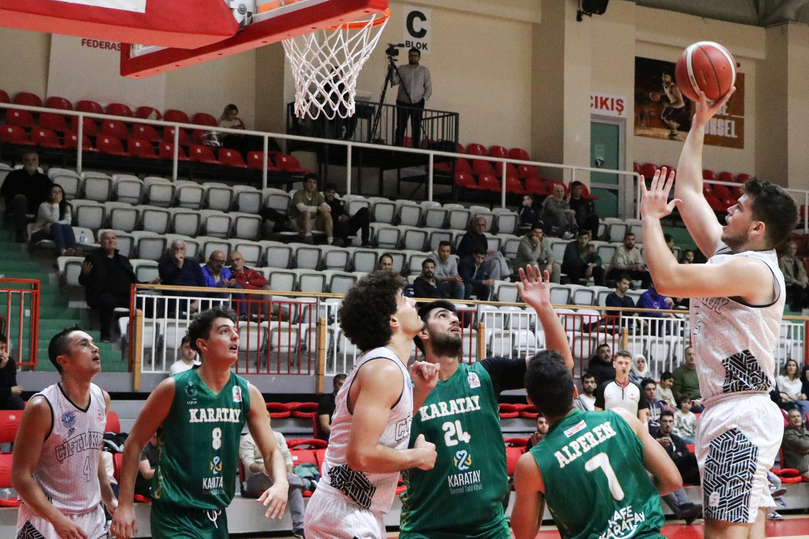POTADA ÇİFTLİKKÖY BELEDİYE’DEN ETİMESGUT ZAFERİ (59-57)