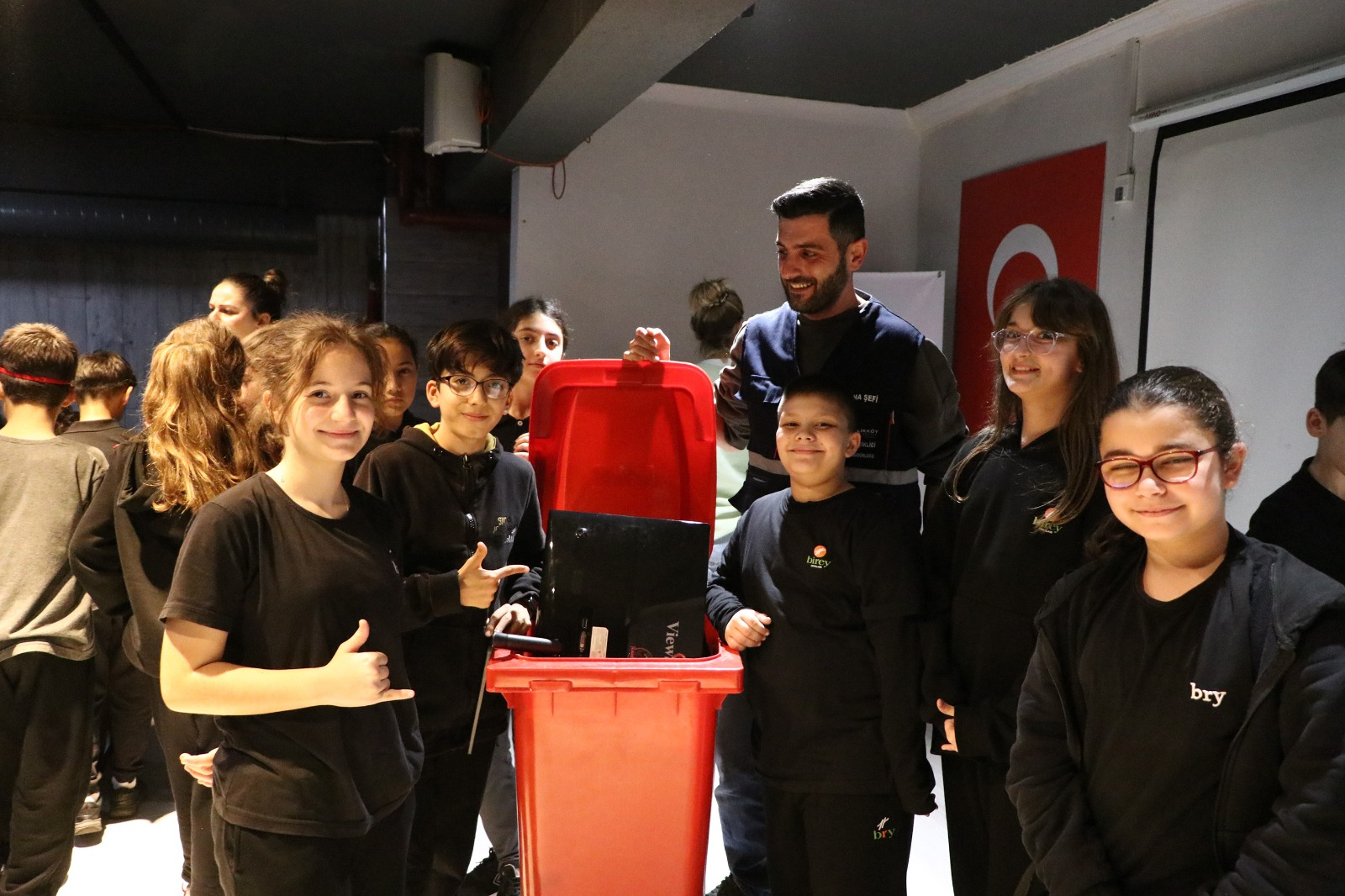 ÇİFTLİKKÖY’DE AVRUPA ATIK AZALTIM HAFTASI ETKİNLİĞİ