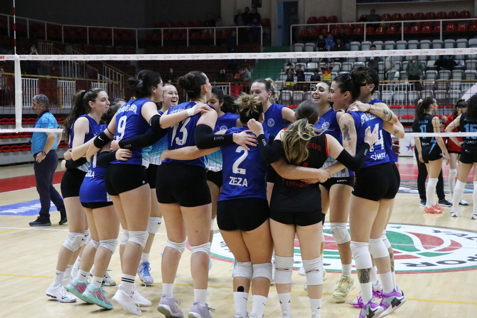 FİLEDE ÇİFTLİKKÖY’ÜN SULTANLARI LİDERİ DEVİRDİ (3-2)