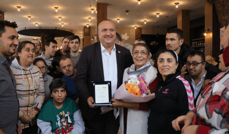 Çınarcık’ta Engelliler Günü Coşkuyla Kutlandı