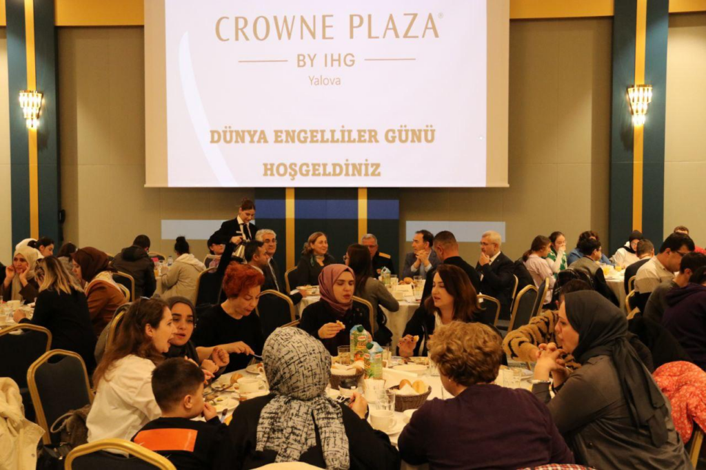 3 Aralık Dünya Engelliler Günü’nde Özel Eğitim Ailesi Kahvaltıda Buluştu