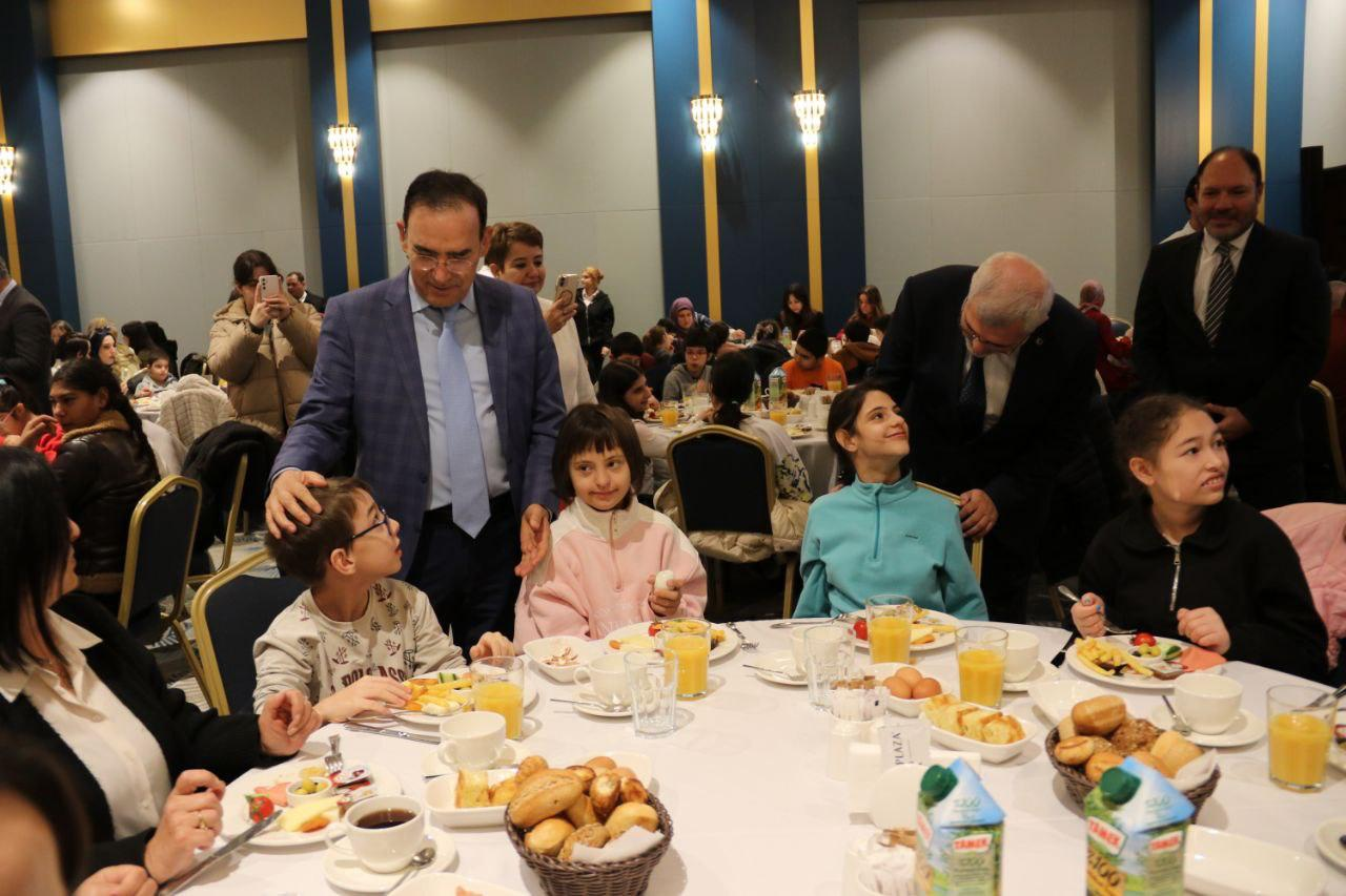 3 Aralık Dünya Engelliler Günü’nde Özel Eğitim Ailesi Kahvaltıda Buluştu 5 3 Aralık Dünya Engelliler Günü’nde Özel Eğitim Ailesi Kahvaltıda Buluştu