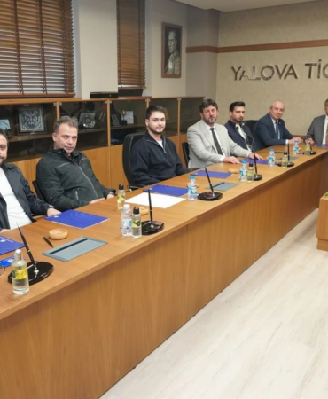 YTSO 8. Meslek Komitesi’nden Diş Sağlığı Sektörüne Yakın Markaj: Klinik Temsilcileriyle Sektörel Değerlendirme Toplantısı Gerçekleştirildi