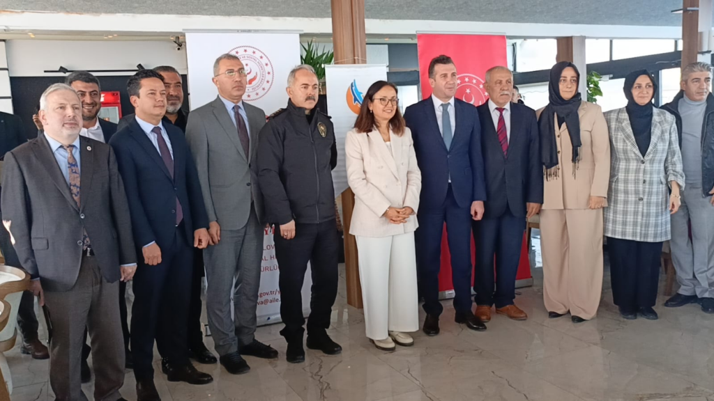 Engelliler Günü’nde Yalova’da Geniş Katılımlı Kahvaltı Programı Düzenlendi