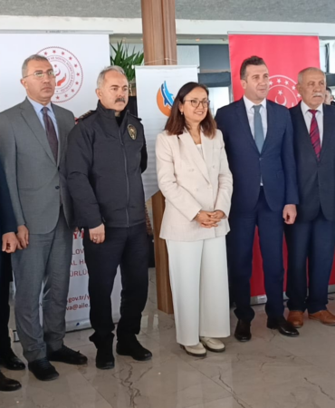 Engelliler Günü’nde Yalova’da Geniş Katılımlı Kahvaltı Programı Düzenlendi