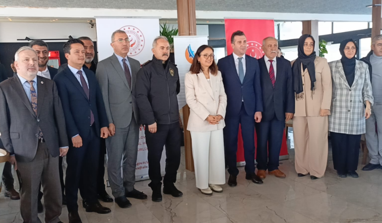 Engelliler Günü’nde Yalova’da Geniş Katılımlı Kahvaltı Programı Düzenlendi