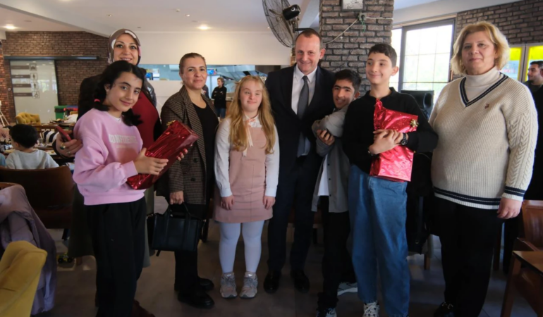 BAŞKAN YELE’DEN ENGELLİLER İÇİN ELELE KART MÜJDESİ