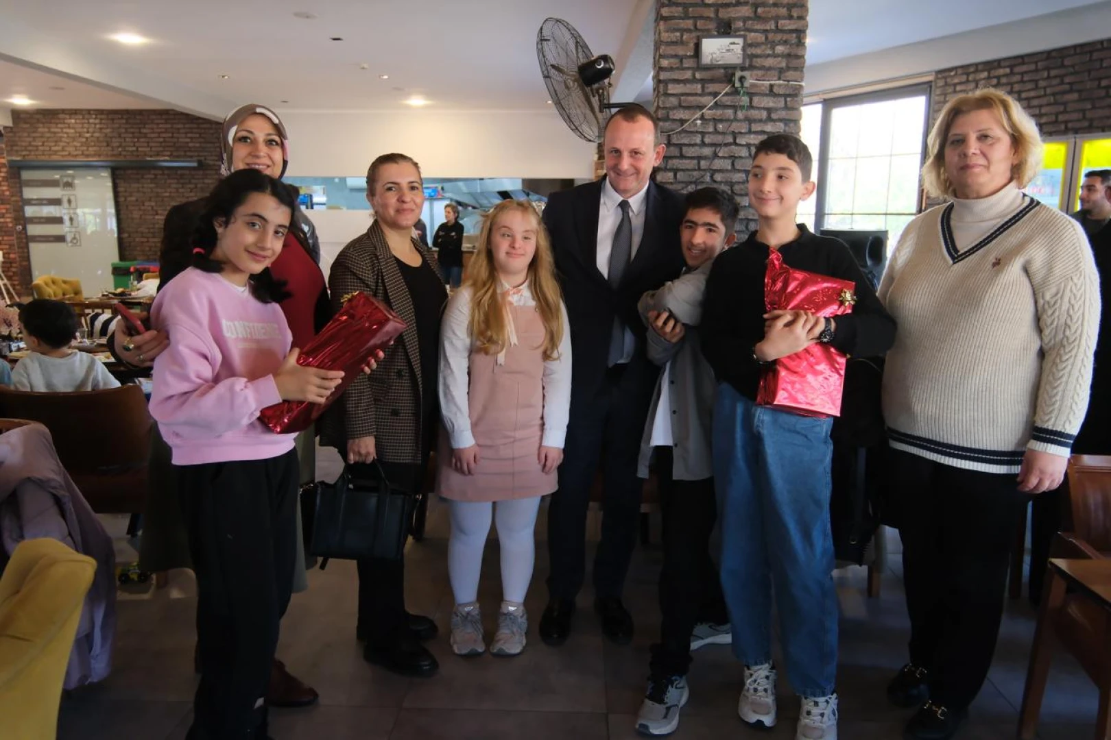 BAŞKAN YELE’DEN ENGELLİLER İÇİN ELELE KART MÜJDESİ