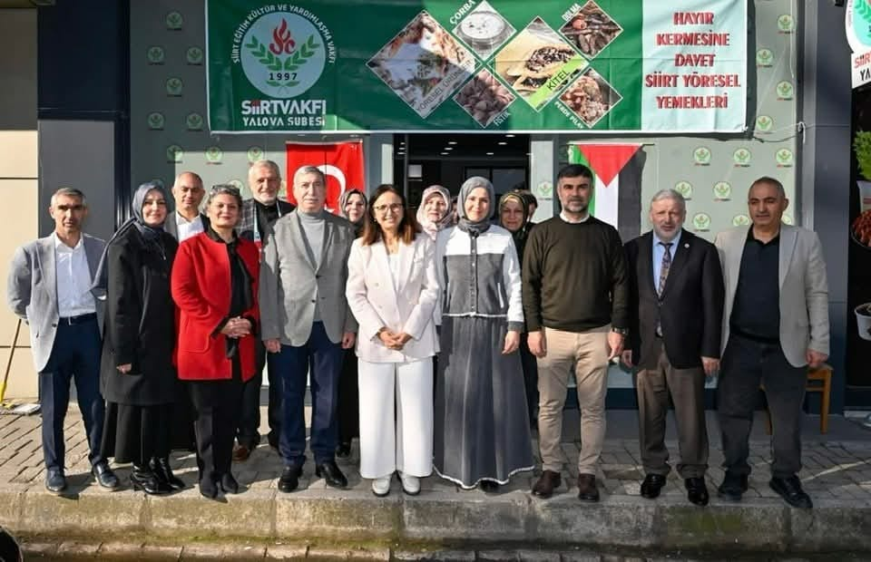 MHP İl Başkanı Güldoğan ve Protokol, Siirt Vakfı’nın Gazze Kermesine Katıldı