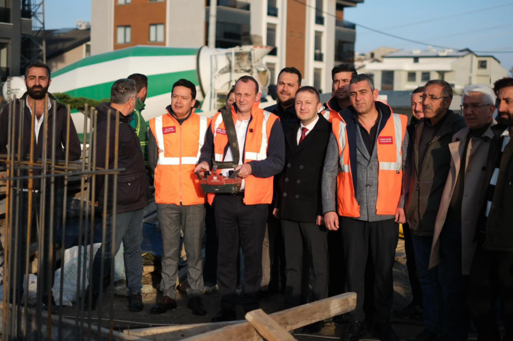 ÇİFTLİKKÖY’E STRATEJİK SU YATIRIMI: İÇME SUYU ALTYAPISINA 1000 TONLUK DESTEK