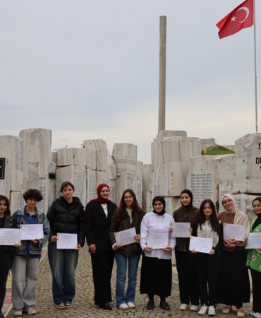 Dünya Gönüllüler Günü’nde Üniversitelilerden Duygulandıran Çalışma: