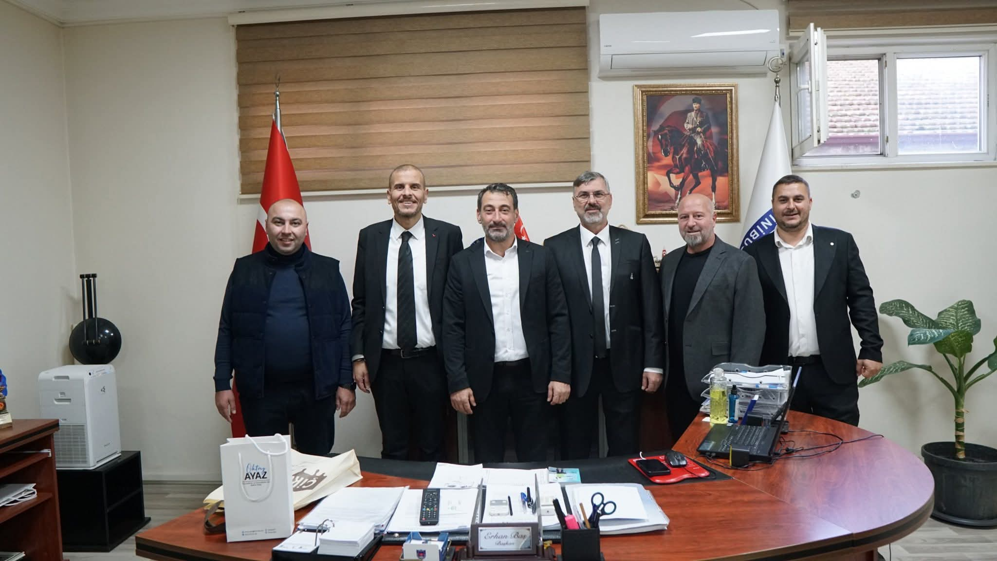 Oktay Ayaz’dan Ulaşım Paydaşlarına Ziyaret Turu “Birlikte Güçlüyüz, Birlikte Başaracağız” 6 Oktay Ayaz’dan Ulaşım Paydaşlarına Ziyaret Turu “Birlikte Güçlüyüz, Birlikte Başaracağız”