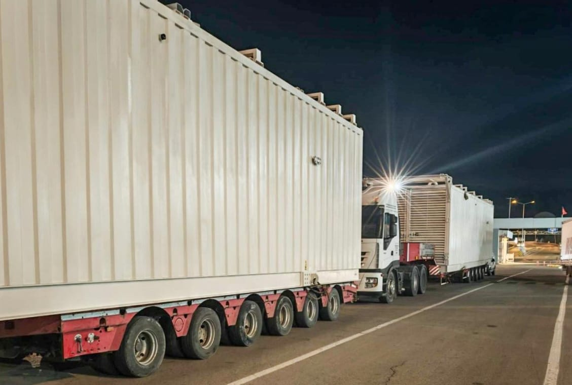 Yalova’da Gece Vakti Ağır Yük Taşırken Yakalandılar: İki Araç Trafikten Men Edildi 4 Yalova’da Gece Vakti Ağır Yük Taşırken Yakalandılar: İki Araç Trafikten Men Edildi