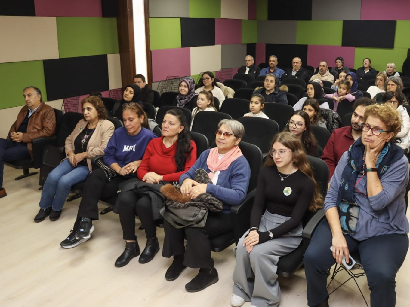 Engelsiz Kafe’nin Çölyak Mutfağı’nda Hastalar ve Aileleri Bir Araya Geldi 5 Engelsiz Kafe’nin Çölyak Mutfağı’nda Hastalar ve Aileleri Bir Araya Geldi