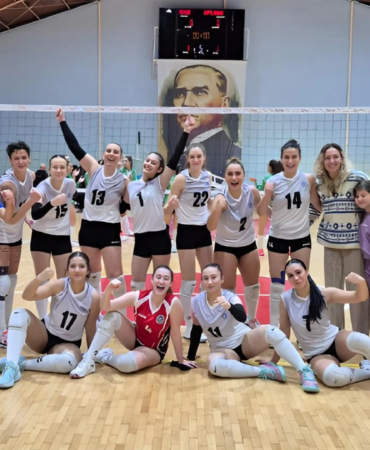 ÇİFTLİKKÖY’ÜN SULTANLARI BURSA’DAN 3 PUANLA DÖNDÜ (3-1)