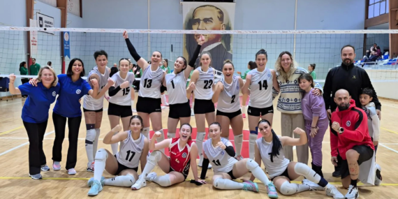 ÇİFTLİKKÖY’ÜN SULTANLARI BURSA’DAN 3 PUANLA DÖNDÜ (3-1)