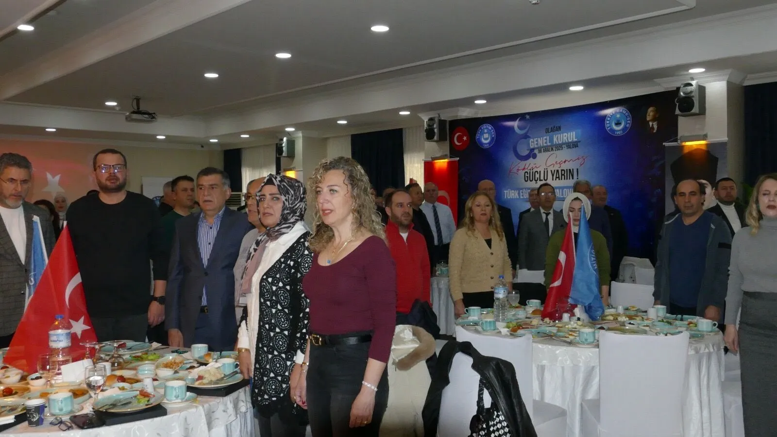 Türk Eğitim-Sen Yalova Şubesi 8. Olağan Genel Kurulu Yoğun Katılımla Gerçekleştirildi