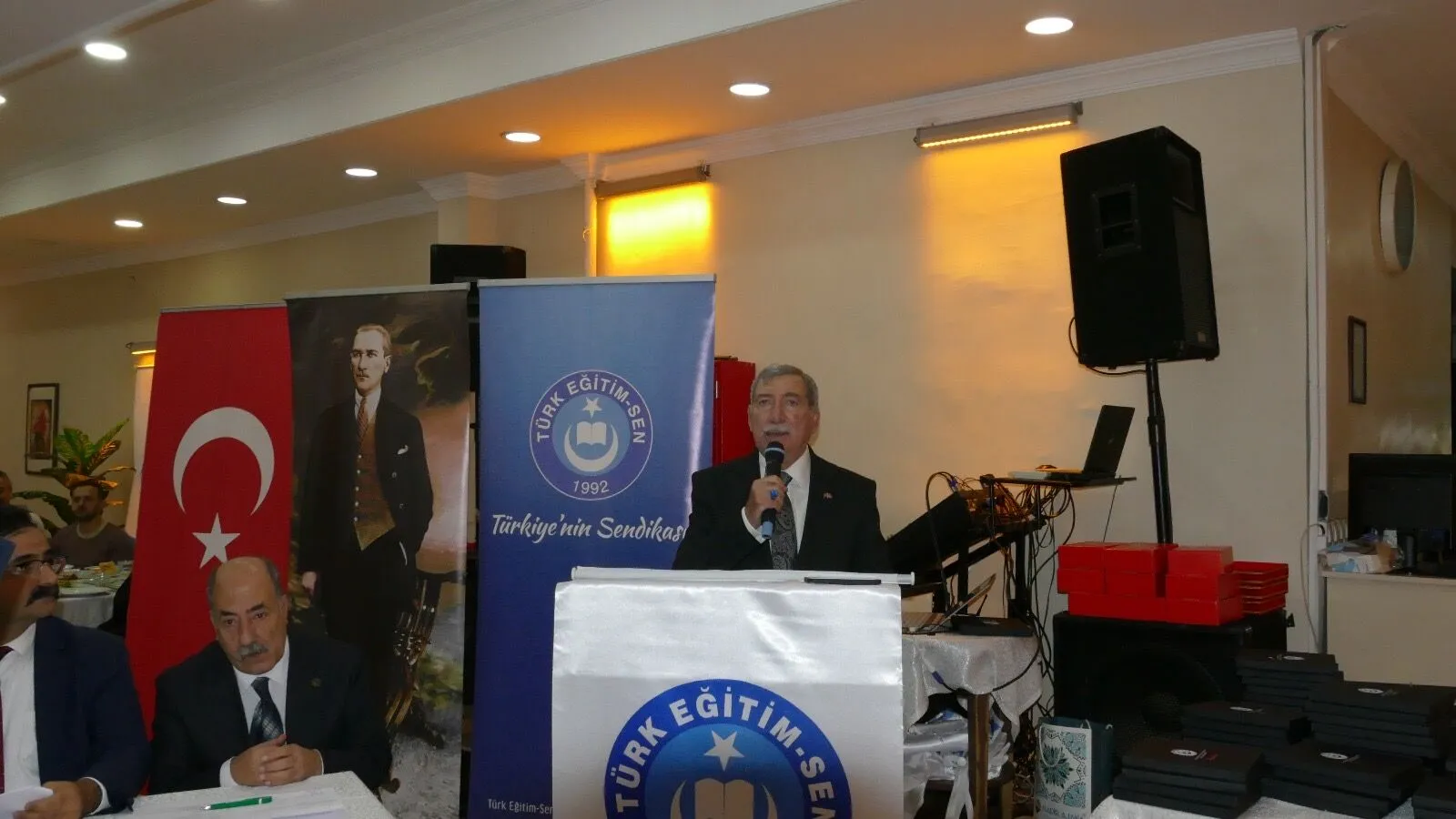 Türk Eğitim-Sen Yalova Şubesi 8. Olağan Genel Kurulu Yoğun Katılımla Gerçekleştirildi