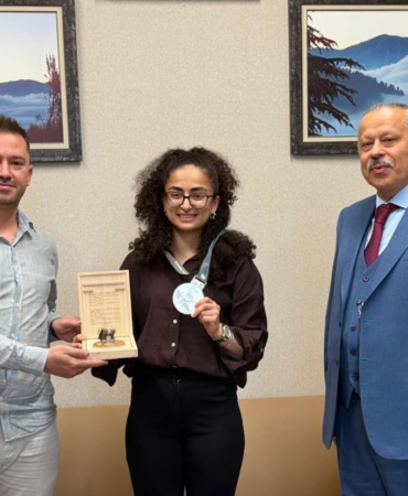 TOKYO OLİMPİYATLARI’NDA GÜMÜŞ MADALYA: BUSE TIRAŞ’IN AZMİ, MÜCADELESİ VE TARİHE GEÇEN BAŞARISI