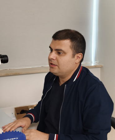 Yalova Eğitim ve Araştırma Hastanesi’nde Örnek Hizmet: Göz Hastalıkları Uzmanı Uzm. Dr. Kadir İlker Çankaya, Yoğun Hasta Yüküne Rağmen Başarıyla Hizmet Veriyor