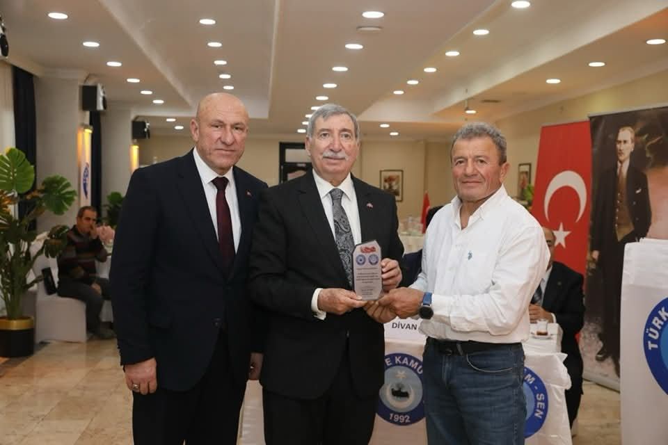 MHP İl Başkanı Güldoğan’dan Türk Eğitim-Sen’in Genel Kuruluna Destek: “Teşkilat Olarak Her Zaman Yanınızdayız”