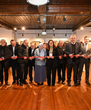 YALOVA VALİSİ DR. HÜLYA KAYA, AİLE YILI ETKİNLİKLERİ KAPSAMINDA DÜZENLENEN TEZHİP SERGİSİNİN AÇILIŞINA KATILDI