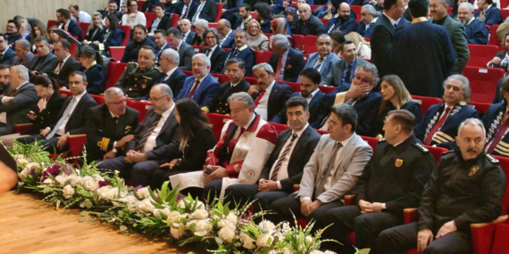 Yalova Üniversitesi’nde 2025–2026 Akademik Yılı Coşkuyla Açıldı