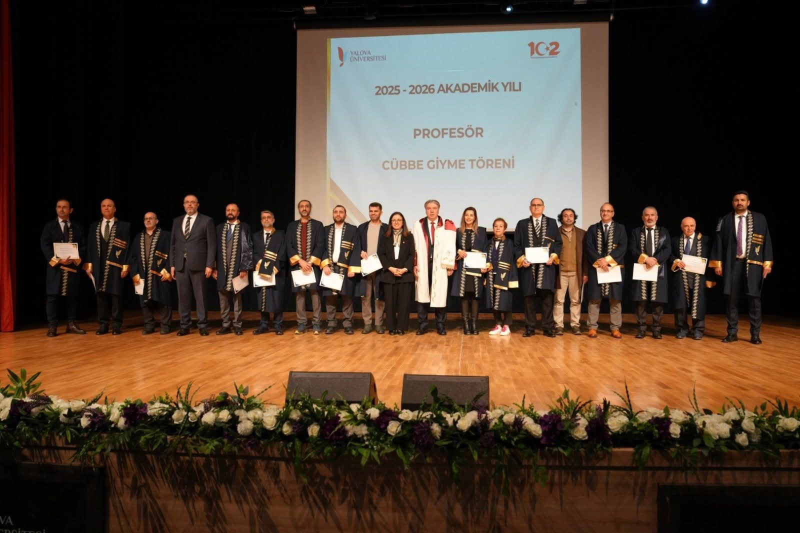 Yalova Üniversitesi’nde 2025–2026 Akademik Yılı Coşkuyla Açıldı 7 Yalova Üniversitesi’nde 2025–2026 Akademik Yılı Coşkuyla Açıldı