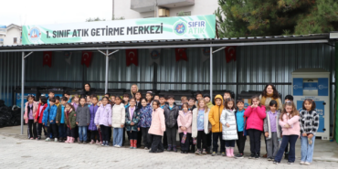 ÇİFTLİKKÖY’DE MİNİK ÖĞRENCİLERDEN SIFIR ATIK DUYARLILIĞI