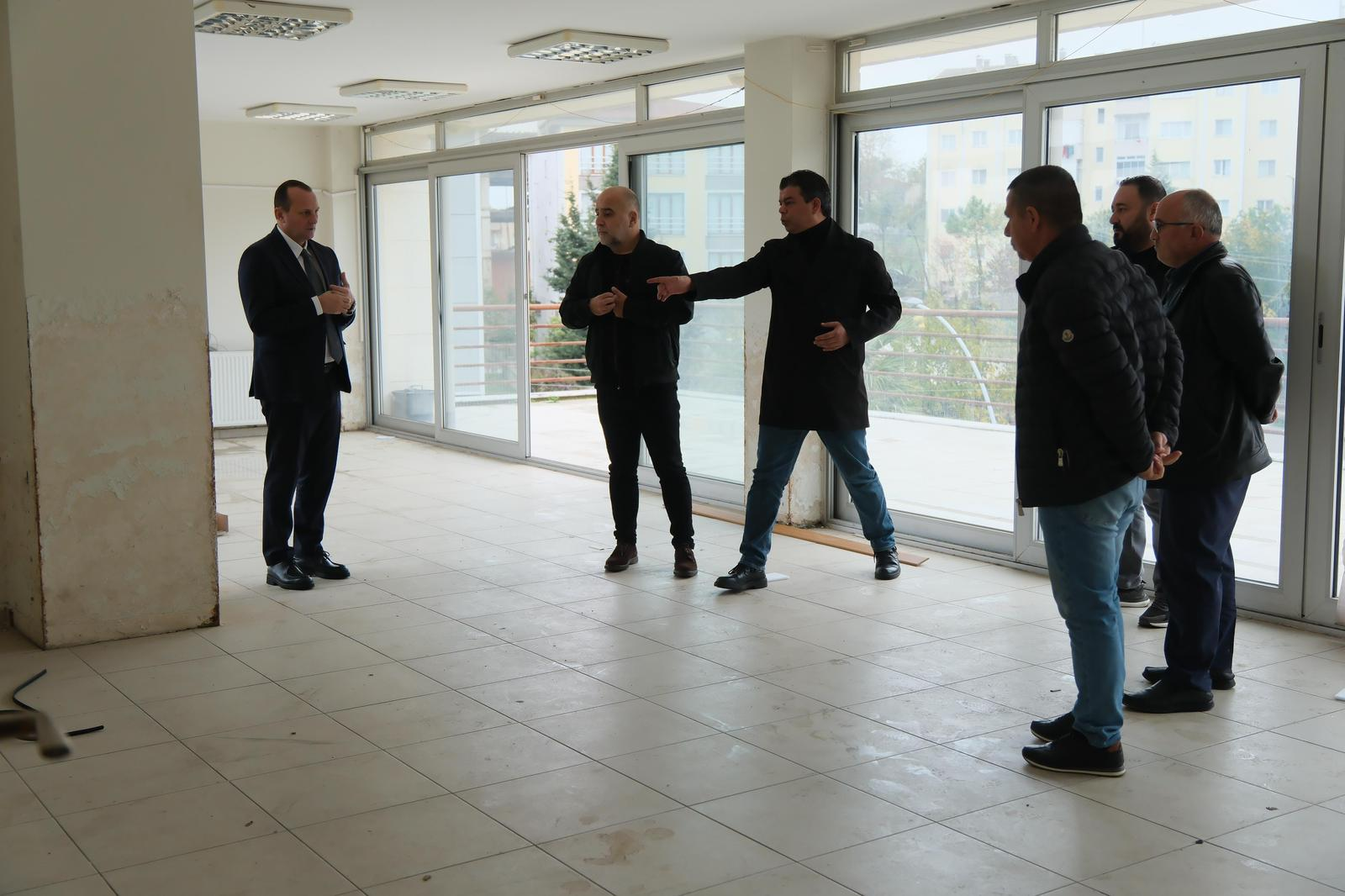 BAŞKAN YELE’DEN 500 EVLER MAHALLESİ’NE YENİ SOSYAL TESİS MÜJDESİ 7 BAŞKAN YELE’DEN 500 EVLER MAHALLESİ’NE YENİ SOSYAL TESİS MÜJDESİ