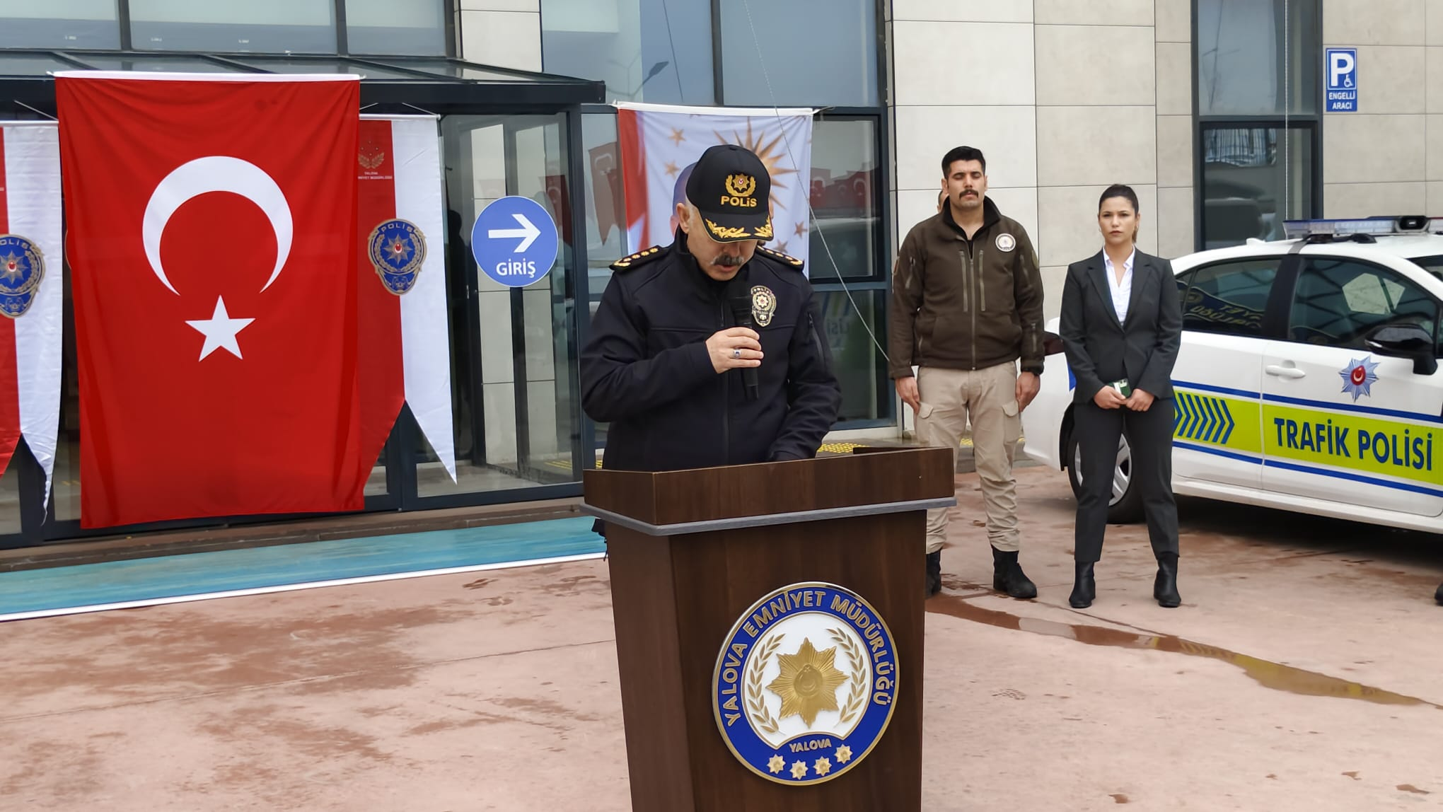 Yalova’ya Güvenlik Gücü: Emniyet ve Jandarmaya 45 Yeni Araç Teslim Edildi 5 Yalova’ya Güvenlik Gücü: Emniyet ve Jandarmaya 45 Yeni Araç Teslim Edildi