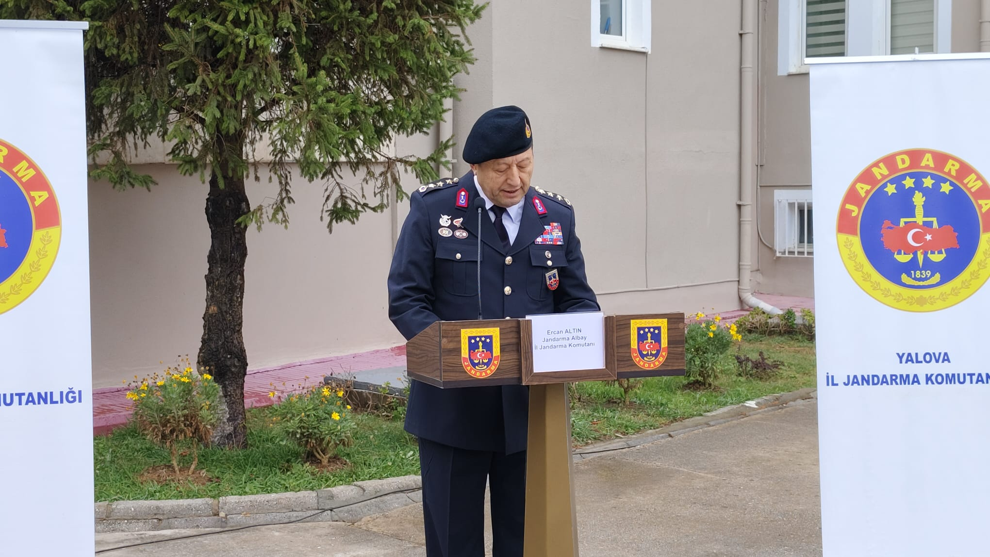 Yalova’ya Güvenlik Gücü: Emniyet ve Jandarmaya 45 Yeni Araç Teslim Edildi 9 Yalova’ya Güvenlik Gücü: Emniyet ve Jandarmaya 45 Yeni Araç Teslim Edildi