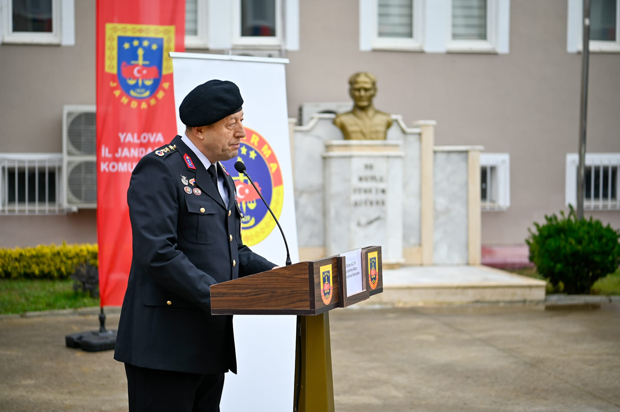 BAKANLIKTAN GÜVENLİK ARAÇLARINA BÜYÜK TAKVİYE: YALOVA JANDARMA’YA 18 YENİ ARAÇ TESLİM EDİLDİ 5 BAKANLIKTAN GÜVENLİK ARAÇLARINA BÜYÜK TAKVİYE: YALOVA JANDARMA’YA 18 YENİ ARAÇ TESLİM EDİLDİ