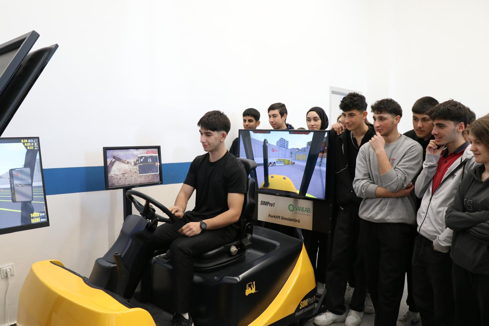 Yalova OSB’de 2. Etap Teknik Geziler Başladı Öğrenciler Sanayiyle Buluşuyor, Mesleki Farkındalık Güçleniyor 6 Yalova OSB’de 2. Etap Teknik Geziler Başladı Öğrenciler Sanayiyle Buluşuyor, Mesleki Farkındalık Güçleniyor