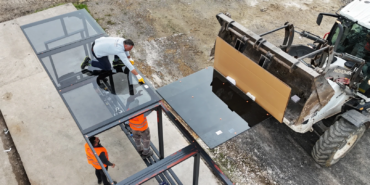 ÇİFTLİKKÖY’DE YENİ NESİL DURAKLAR DEVREYE ALINIYOR