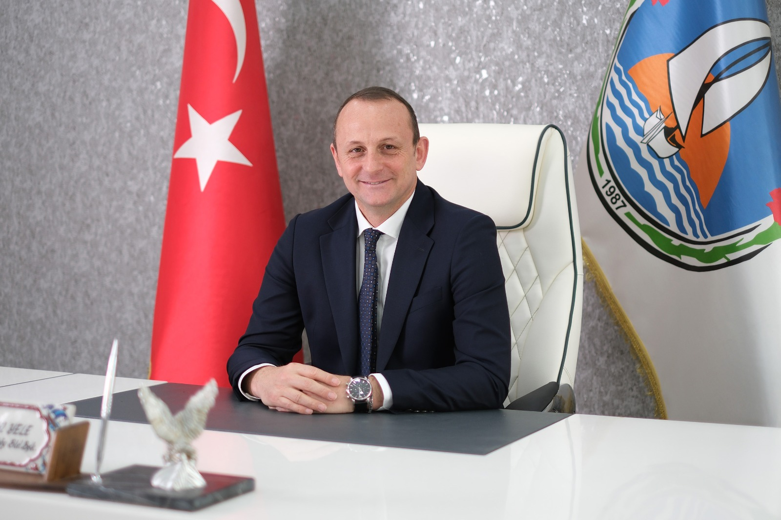 ÇİFTLİKKÖY’DE YENİ NESİL DURAKLAR DEVREYE ALINIYOR 1 ÇİFTLİKKÖY’DE YENİ NESİL DURAKLAR DEVREYE ALINIYOR